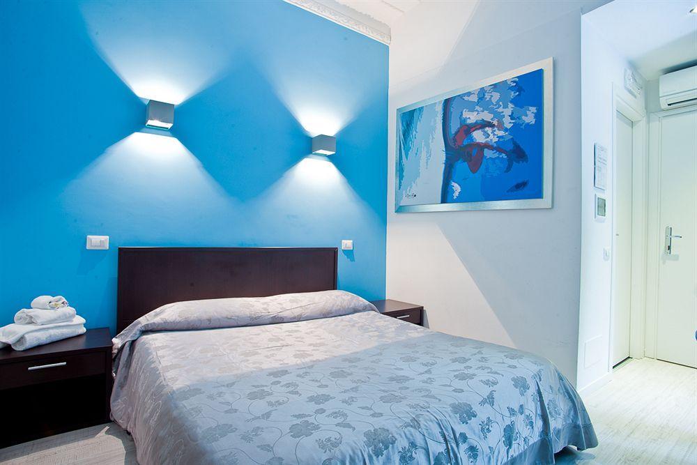 Chroma Italy - Chroma Tessera Bed & Breakfast Rom